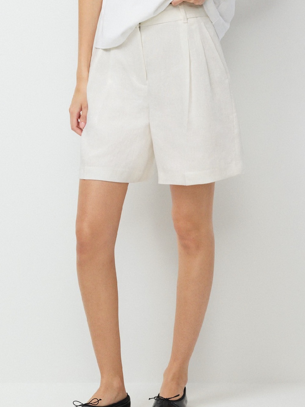Wilfred Effortless Short by Aritzia